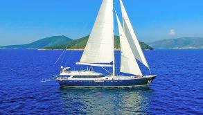 Sailing Yacht Charter